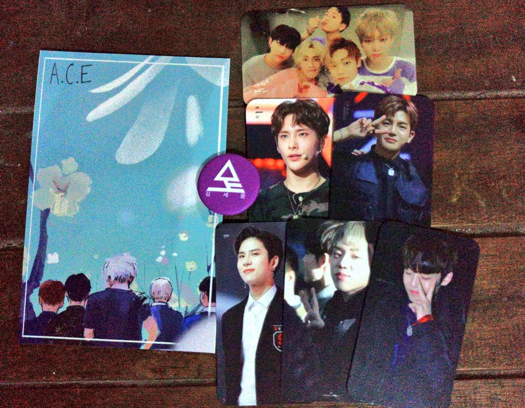 irmayantira's tweet photo. Just arrived at home! What a wonderful fankit โค๐ thank you so much @1yearwithace for making the project!
And also thank you for INA GO manager @LambeChoices love!! #1yearwithACE #ACE https://t.co/TMN4uoumid