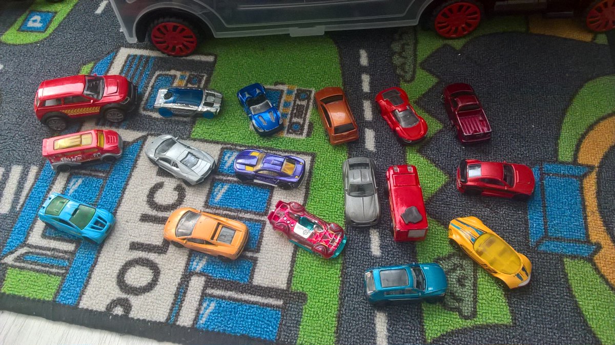 RobynSBailey's tweet photo. @BHCohort2324 Isaac gathered 17 cars! #bhhomework #bhmaths #bhproveit https://t.co/6QFEG2M0oo