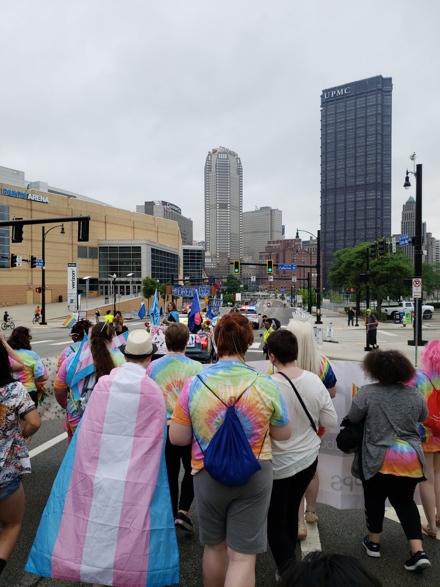 SpanoPPSSteam's tweet photo. #PittsburghPride2018 #ppspride
All love...❤️💜💙💚🧡💛 @STEAMcounselor @DavisPPSPCA @PPSnews @smaystein https://t.co/q2v0FL2DV7