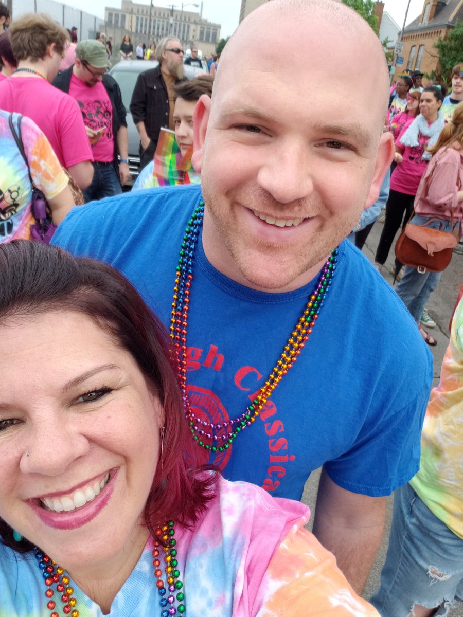 SpanoPPSSteam's tweet photo. #PittsburghPride2018 #ppspride
All love...❤️💜💙💚🧡💛 @STEAMcounselor @DavisPPSPCA @PPSnews @smaystein https://t.co/q2v0FL2DV7