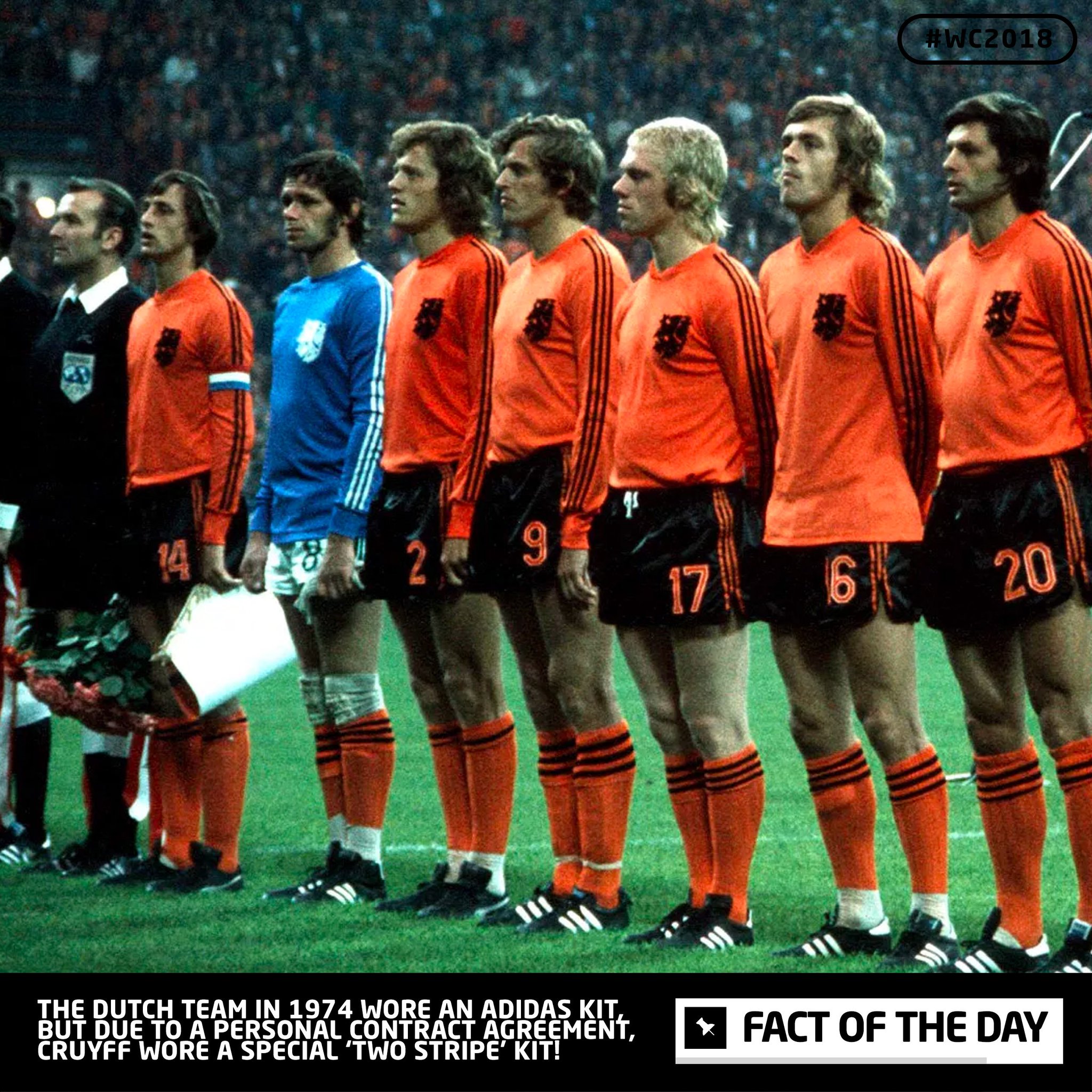 blad motto kleding Ste Howson on Twitter: "Is sponsor intrusion a symptom of modern football  or has it been an issue for a long time? The iconic 1974 Dutch team played  in an Adidas kit,