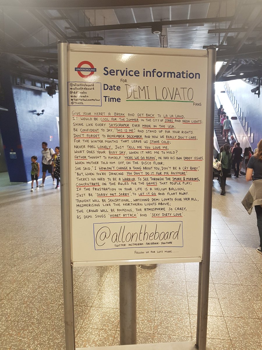 maru63's tweet photo. London is ready @ddlovato 💋💋💋😘😘😘😘 https://t.co/BmBnHyqW9L