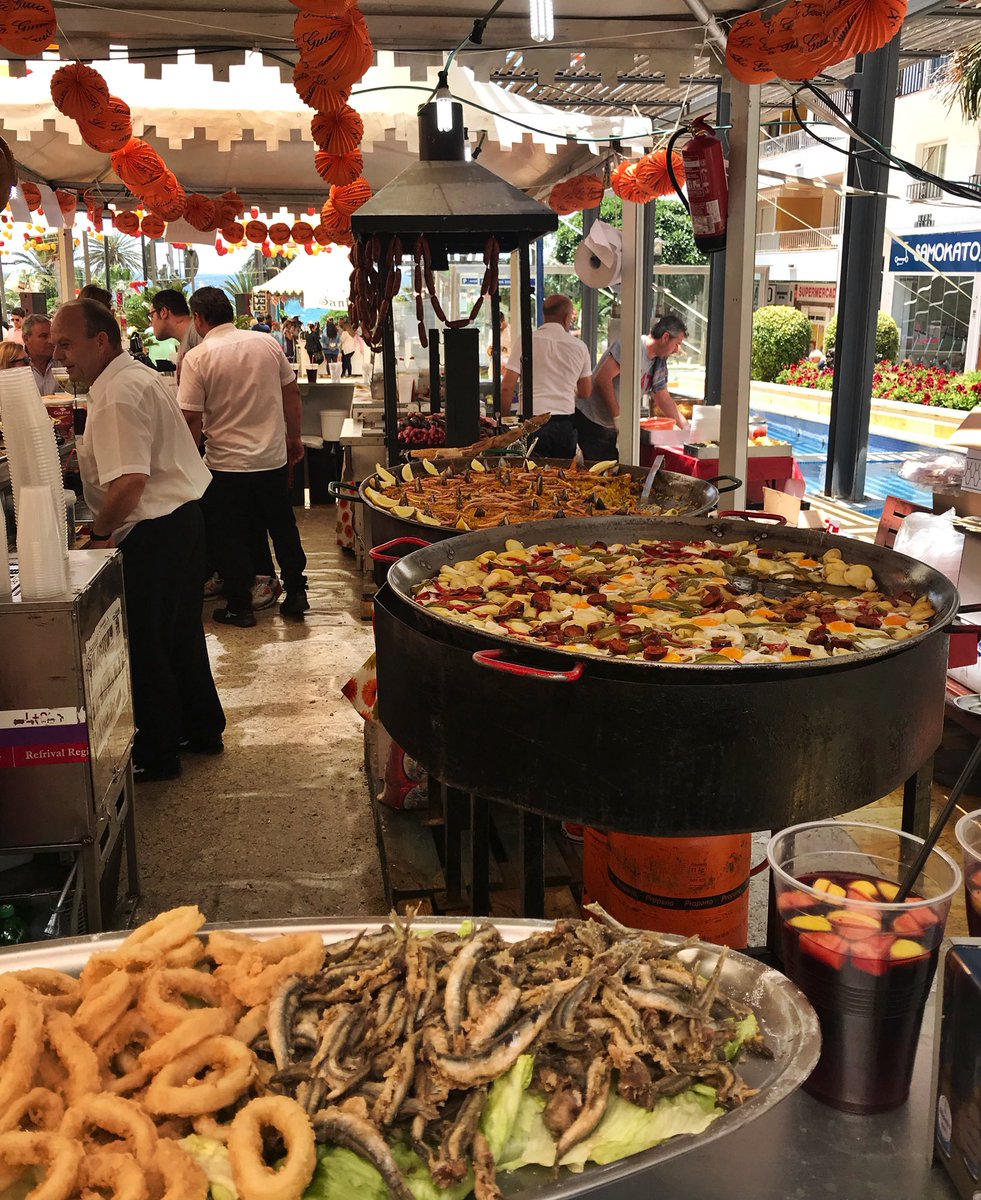 EuropeWedding's tweet photo. Relaxing today at the Feria in Marbella! Preparing for new week in Positano and Verona! #europewedding #weddingplanning #weekendvibes #weddingplanner #destinationwedding #costadelsol #Marbella #Malaga #WeekendTrip #relax #Relaxation #feria #weddinginfluencer #foodie #foodphoto https://t.co/buA8jg4Jgn