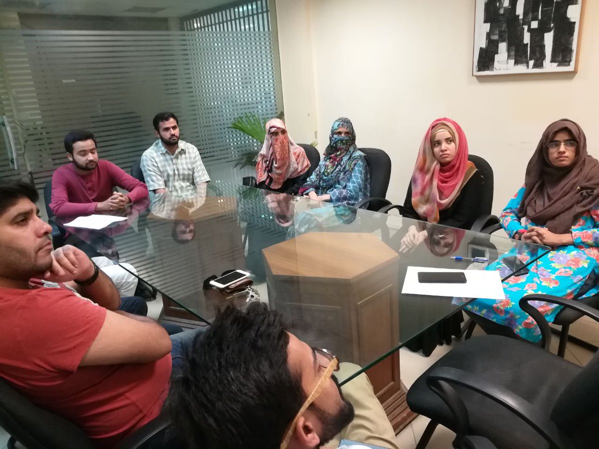 ImranRiazKhan's tweet image. خوشی کا دن ہے آج ہم نے پاکستان میں شجرکاری کے لئے لاہور میں پہلی ٹیم تشکیل دے دی۔ نوجوانوں کا جزبہ کہہ رہا ہے کہ وہ کر دکھائیں گے انشاءاللہ
#گوگرین پاکستان