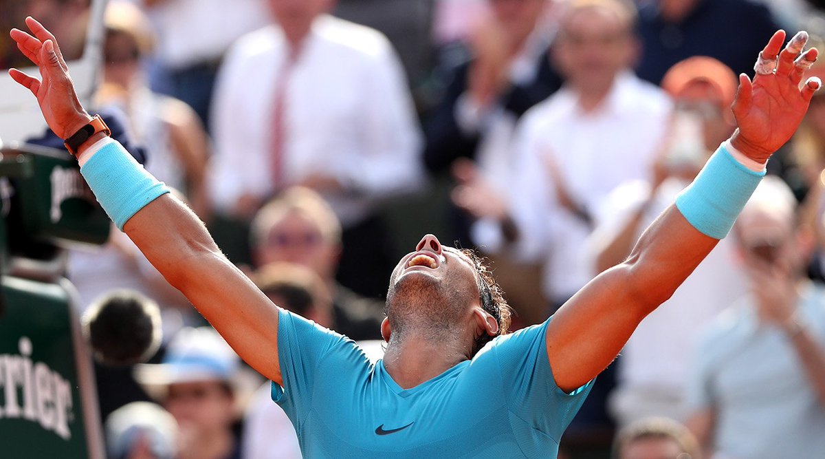 bwin_es's tweet photo. Sin adjetivos para el MEJOR DEPORTISTA DE LA HISTORIA DE ESPAÑA, Don Rafael Nadal, que gana el #RolandGarros2018, su UNDÉCIMO. Que hablen sus #GrandSlams mejor:
Roland Garros🏆🏆🏆🏆🏆🏆🏆🏆🏆🏆🏆
Wimbledon🏆🏆
US Open🏆🏆🏆
Open Australia🏆 https://t.co/d52V5Ljthx