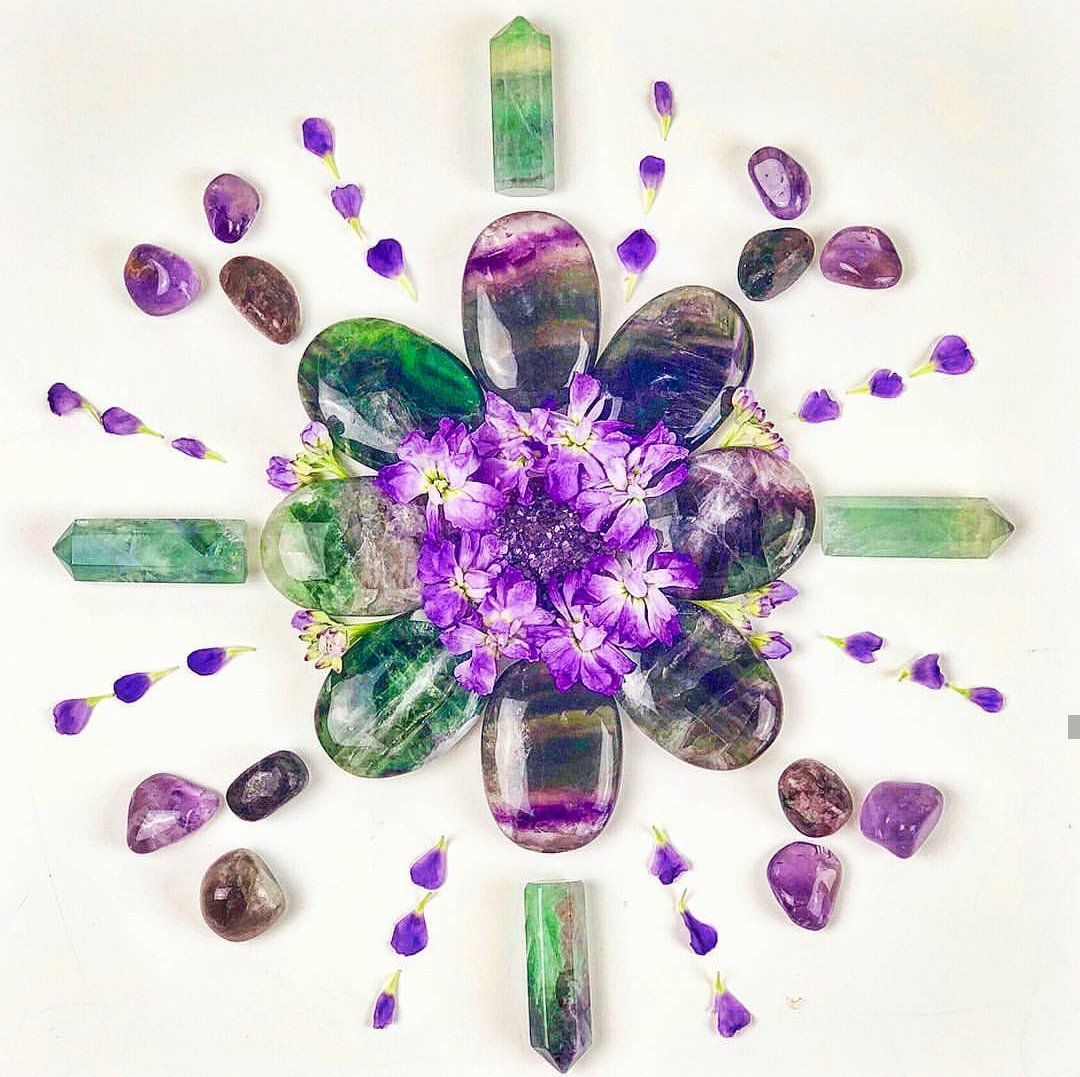 CelticFaerySeer's tweet photo. π±π±π±πΈπΈπΈ @celticfaeryseer
.
π· Instagram @seeonlylove
.
#flowermandala #naturemandala #celticfaeryseer #flowergrid #naturegrid #crystalgrid #crystalmandala https://t.co/XLjtdUa665