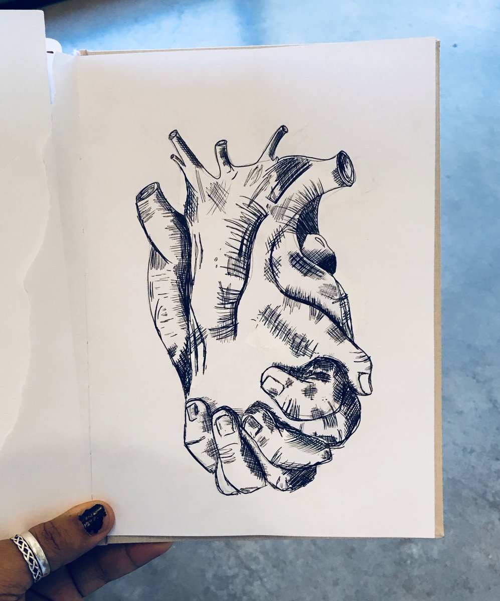 kween_introvert's tweet image. I went though a phase where all I drew was anatomical hearts in very odd ways so enjoy.