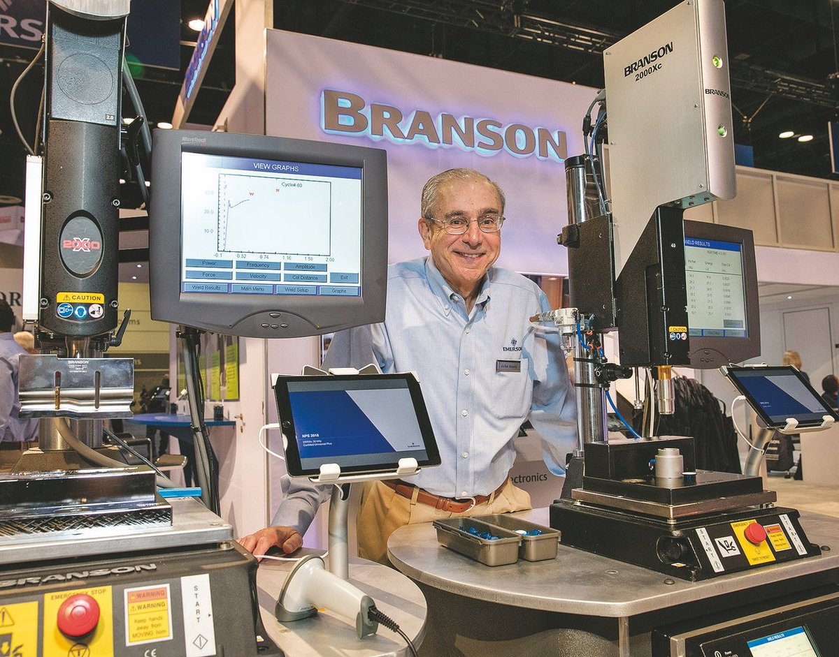 plasticsnews's tweet image. Emerson Electric Co.'s Branson brand is putting the finishing touches on  its new ultrasonic platform and used #NPE2018 to provide a preview. trib.al/oAtLvtM @Branson_Emerson