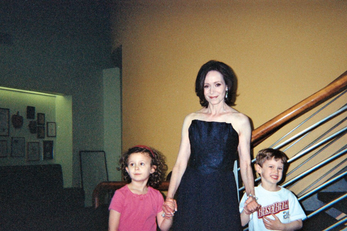 donnakarger's tweet photo. Happy @TheTonyAwards Day! So many happy memories from my 20 yrs of Tony coverage for @NY1! Recently found these pix from 2010 - my then 5 yr old twins visiting me as I got ready for the @NY1onstage red carpet show. The 1st time I got to share the excitement of the Tonys w/my kids https://t.co/n2zBQdOg8m