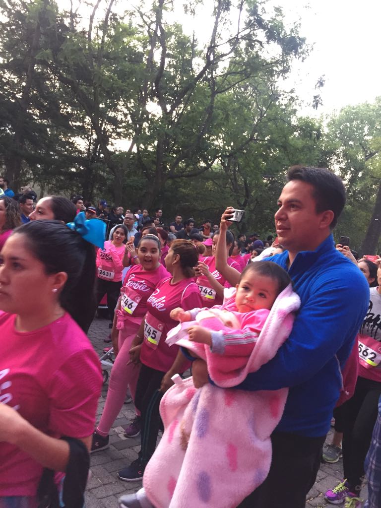 CuadranteRP's tweet photo. ยกLa primera carrera #BarbieRunMx fue increรญble! Gracias, @Mattel. #BarbieRunMX2018 #BarbieRun https://t.co/ZV64I4WM7C https://t.co/achoMEwFmv