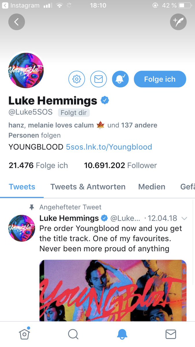 newbrxkenscenex's tweet photo. aWHAZTTS OMFG LUKE THANK YOU OMG I‘M CRYING SJSVSHS https://t.co/WpCHkl76lA