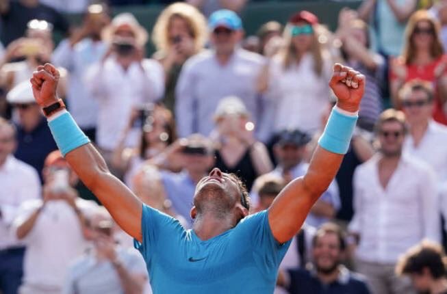 Breakpoint_ec's tweet photo. #Rafaelnadal iguala a Margaret Court en ganar 11 veces un mismo grand Slam 
Margaret Court en Australia open 
Rafael Nadal en Roland Garros https://t.co/9ygBP1PWAp