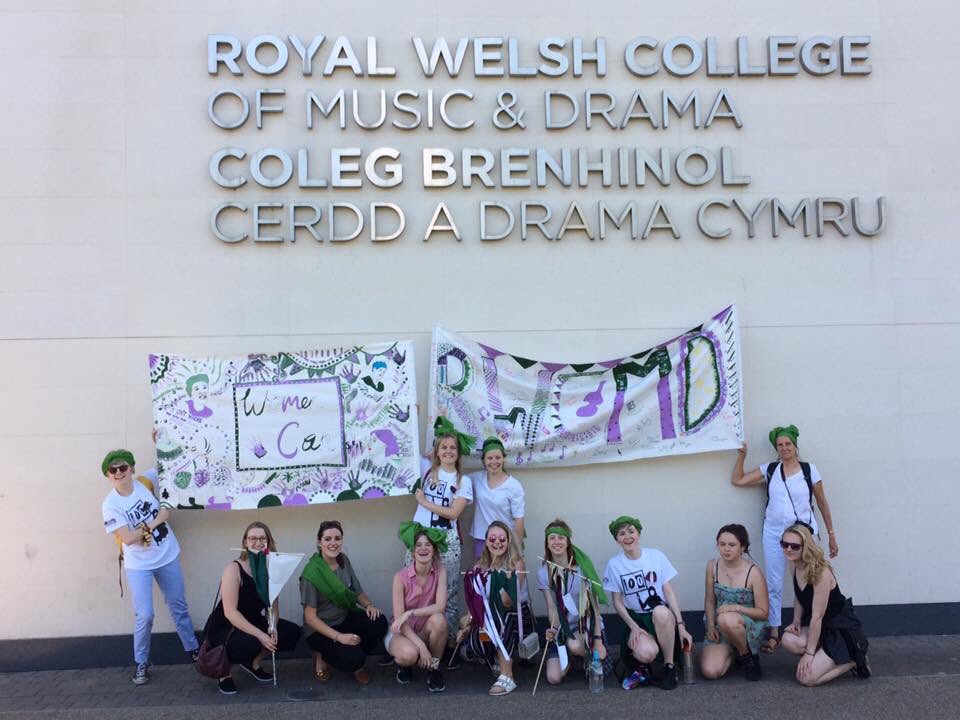 emilyrookesop's tweet photo. Absolutely awesome day today! 🌞💜💜💚💚 #Processions2018 #PROCESSIONSCARDIFF @womencan100 @RWCMD #rwcmd #womensrights #cardiffmarch #womencan @processions2018 @artichoketrust @1418NOW #cardiff https://t.co/ZOotRkUtbI