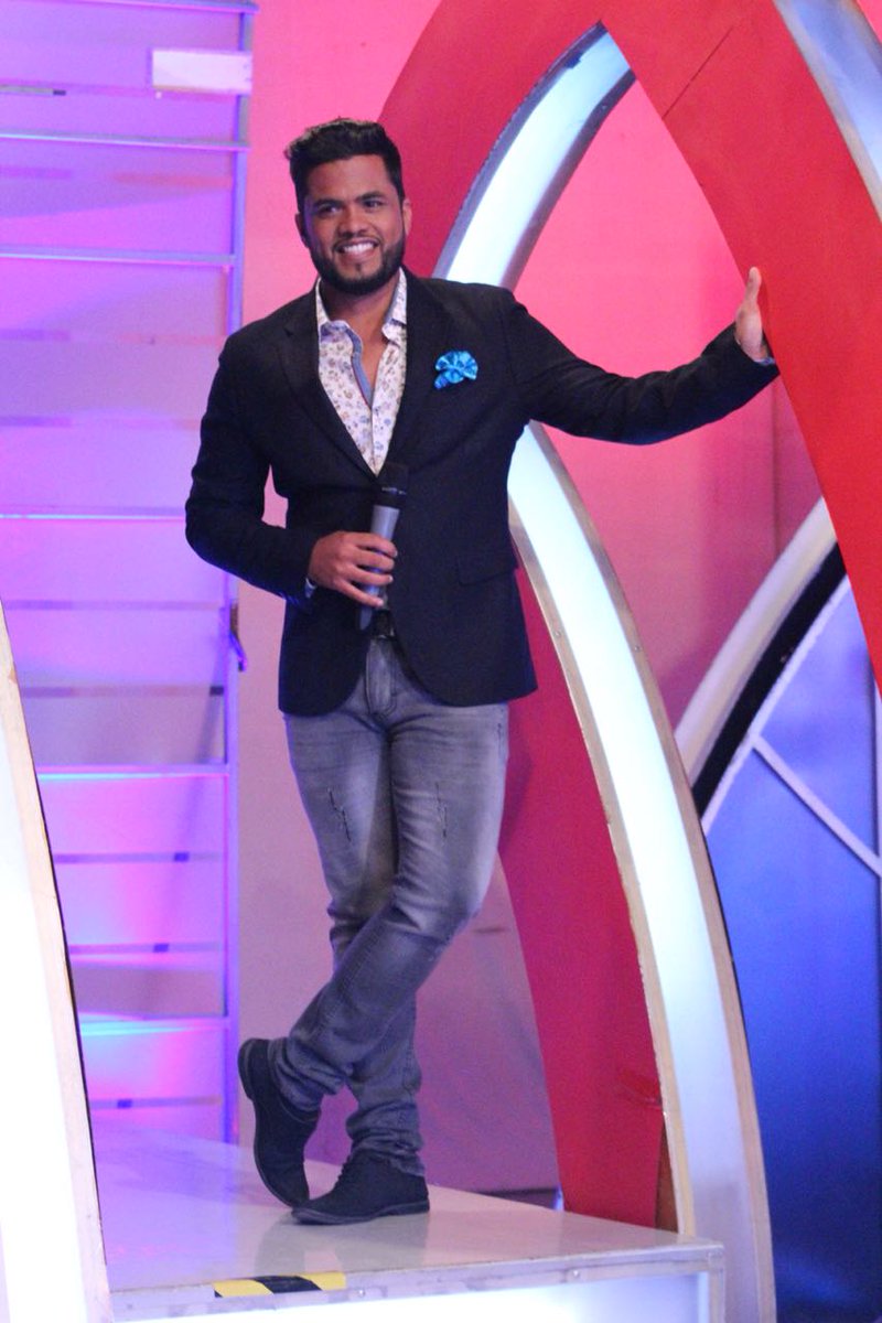 Es Temprano Todavía tweet media