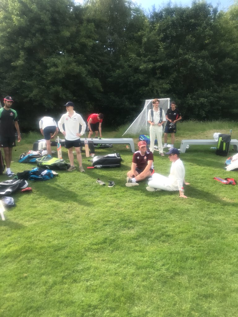 UoWMCC's tweet photo. All over down at Cryfield, friendlies all out for 140 in a valiant chase. Highlights today were the skipper’s 4 wicket haul and an impressive 34 from Max Vickers #wegoagain #unfriendlies #reshapingsport https://t.co/xrp18cFwT5