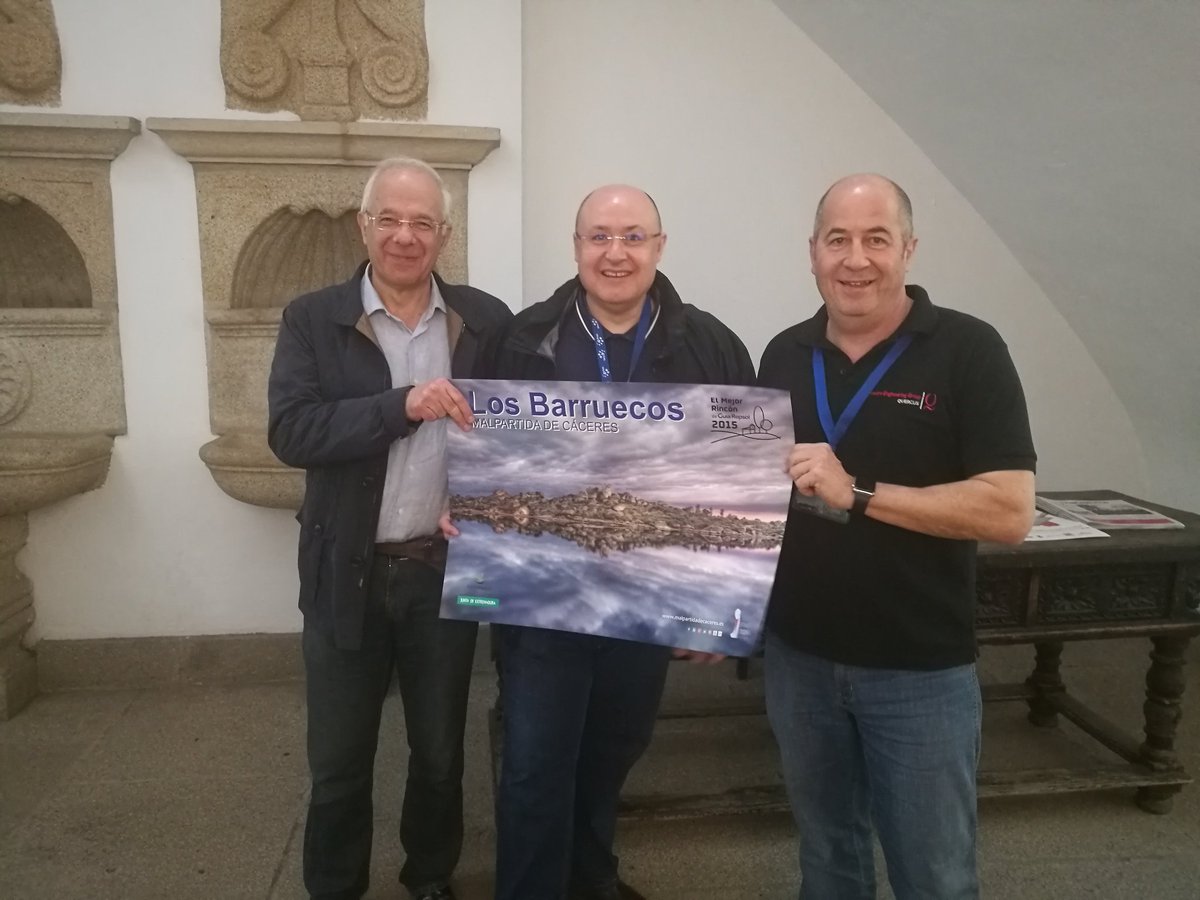 icwe2018's tweet photo. Giving a poster of Los Barruecos natural park to Tommi Mikkonen an Michael Papazoglou https://t.co/VBestN153b
