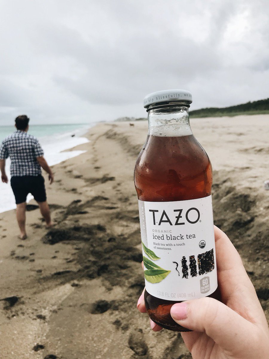 AvecMallory's tweet photo. Today's the day!! Get out there and drink some tea! #NationalIcedTeaDay ✨ Join me and @tazo in the celebration, and get 30% off Tazo bottles in stores &amp; on Amazon today only! #ad https://t.co/a1av6iaDrE https://t.co/g3N4mZZnGS