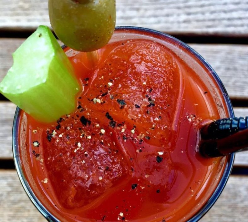 bishopkingston's tweet photo. A nice & spicy blood Mary is just what the doctor ordered to cure any after-effects from the night before, pair it with one of our scrumptious roasts and you've got yourself the perfect Sunday๐๐ #RoastMe #PefectSunday https://t.co/419gHHoMop