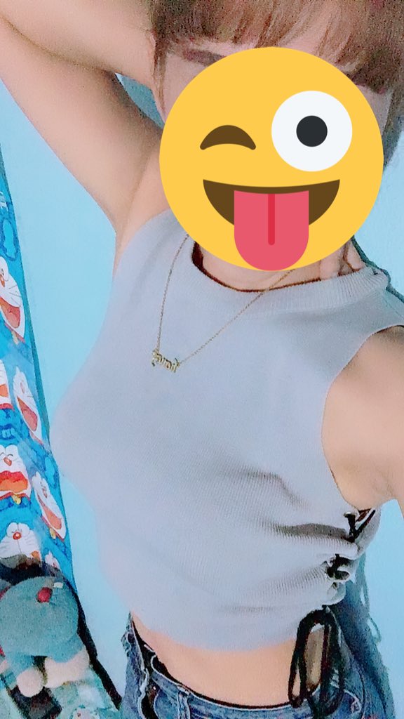 นอนดูหนังคนเดียวมันก็ เหงามากค่ะ #อยาก#โดน#เย็ด#ไปเย็ดกันไหม #เอวบางร่างน้อย