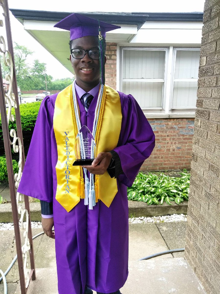 ExecMHamilton's tweet photo. So proud of our Valedictorian Jean-Claude Accoh who is graduating with a 4.5 GPA and is our very first Ivy League student attending Dartmouth on a full-ride scholarship. #EPICPROUD #worldchanger https://t.co/oI7MPZssBy