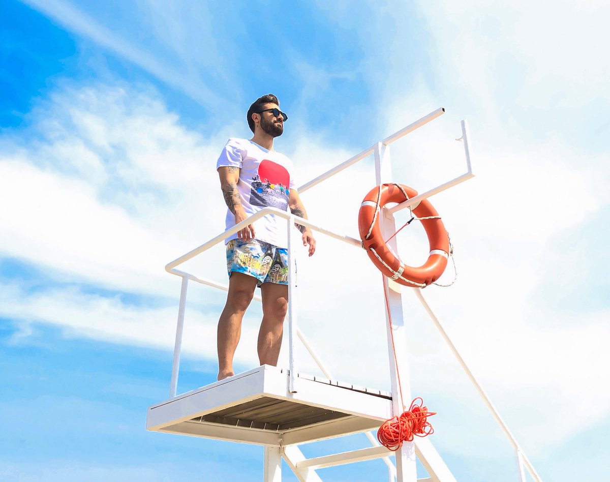 DogusCabakcor's tweet photo. Atlamadan önce bi kez daha düşünün... 💦😈 #partysaver #summer2018 https://t.co/Jm9rIunb0U
