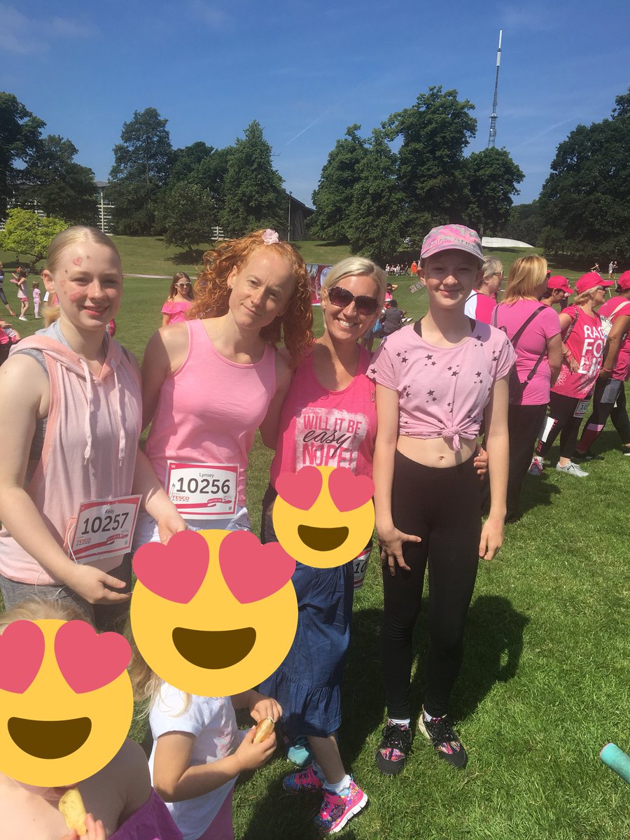 Kellbells80's tweet photo. @raceforlife so proud of my gorgeous girls and sisters @mandykennedy17 https://t.co/ap0G792PtX