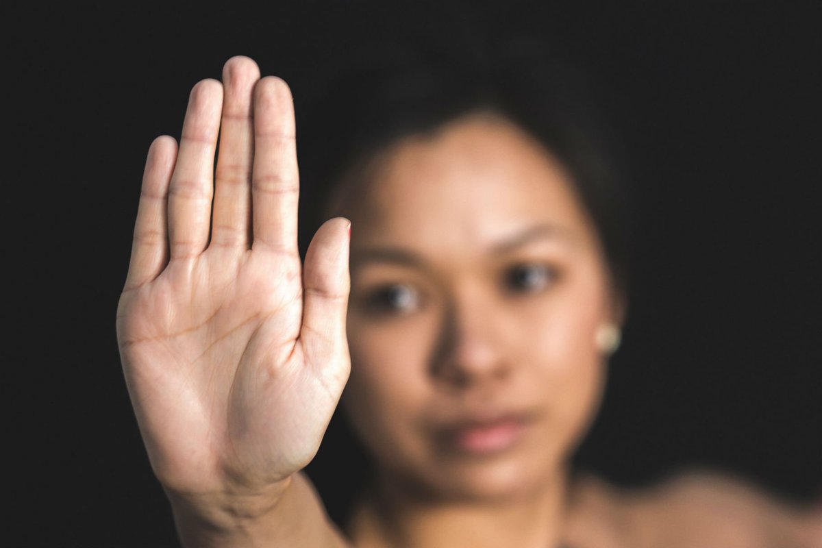 Indrukwekkende Meet to Change bijeenkomst 'Neem het heft in eigen hand!' over #narcisme. Dit thema leeft gezien de grote hoeveelheid reacties uit het hele land en ook uit België. Verslag: stichtingyasmin.nl/taboe-over-nar… …
#wnaad