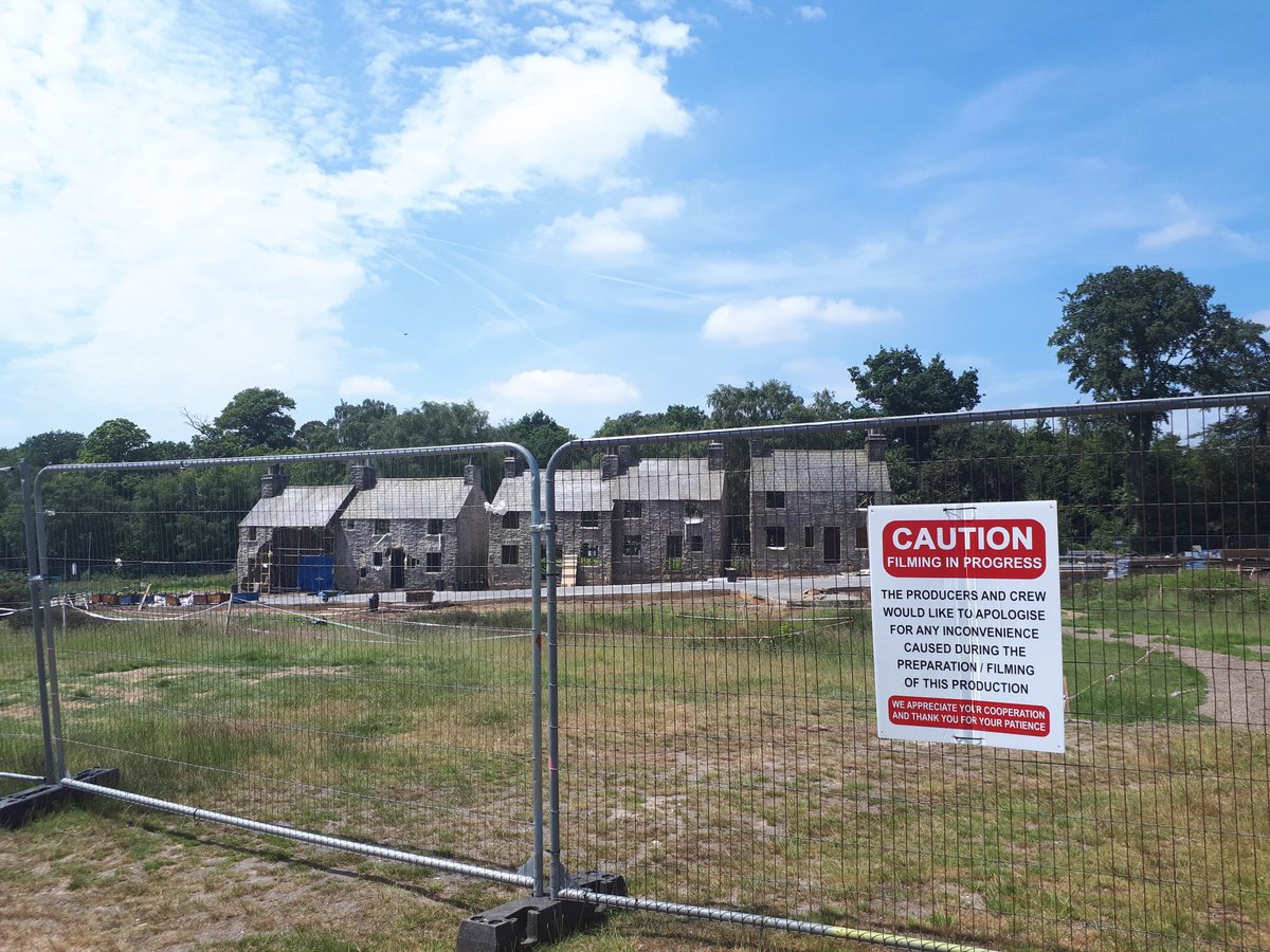 Any ideas what's being filmed at Langley Park in #bucks? #filming #langleypark