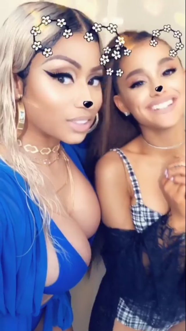 DangerousArilol's tweet photo. 👑Queens👑 #notearslefttocry #ag4 #arianagrande #ariana #arimoji #ari #arianator #arianators #arianator4life #arianatorforlife #arianators4life #arianatorsforlife #arianators4ever #arianatorsforever #arianator4ever #arianatorforever #arianalove #arianafans #arianaqueen https://t.co/QOX4QcKqxp