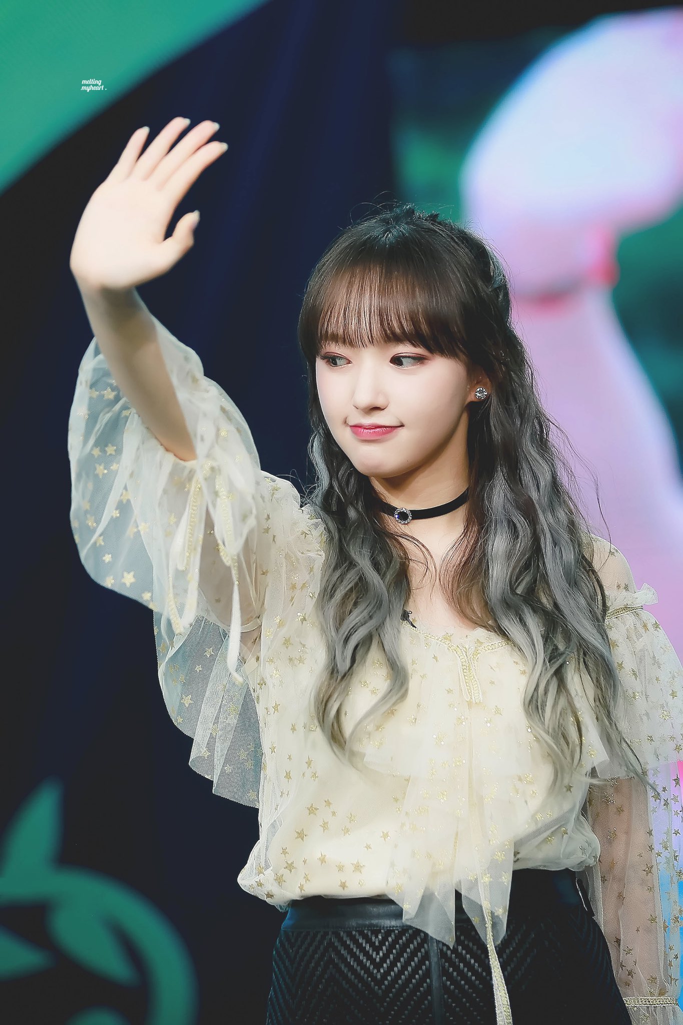 DfVK0S5UwAI2-Xu.jpg:orig