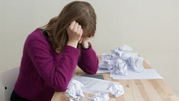 Kamer wil einde aan stapeling boetes mensen met schulden rtlnieuws.nl/nederland/poli…