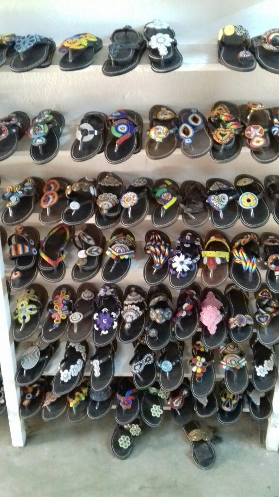 DaJuCreations's tweet photo. Look good this season #sandals #Paris7s #WorldCup2018 #beauty customized &amp; authentic https://t.co/PRpJqtZNo5
