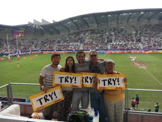 RoninLekow's tweet photo. Merci #HSBC_fr d avoir pu partager ce beau moment en famille et pour la belle annonce aux grands parents ! Merci du fond du coeur!
#hsbchotseat https://t.co/zYNH8NNRPl