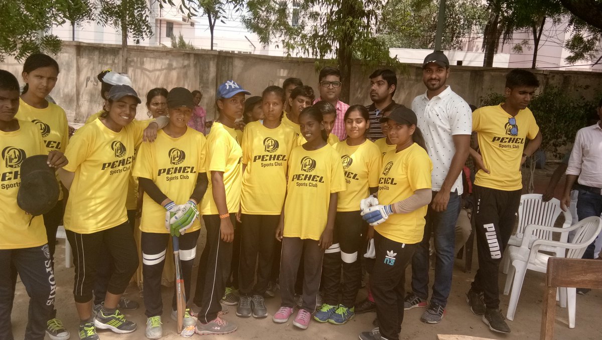InditvI's tweet photo. Blind Woman Cricket make new chapter in Cricket World First match play between Delhi Vs Uttar Pradesh in Delhi 
Congratulations 
Delhi scores 215 in 15over https://t.co/wHB65qdTUA