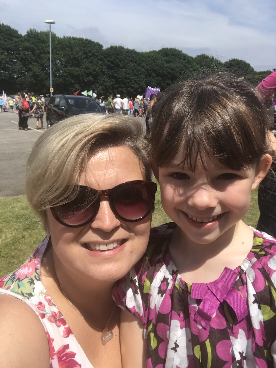 FroudPowell's tweet photo. @processions2018 with my girl https://t.co/EhhlMLpUzR