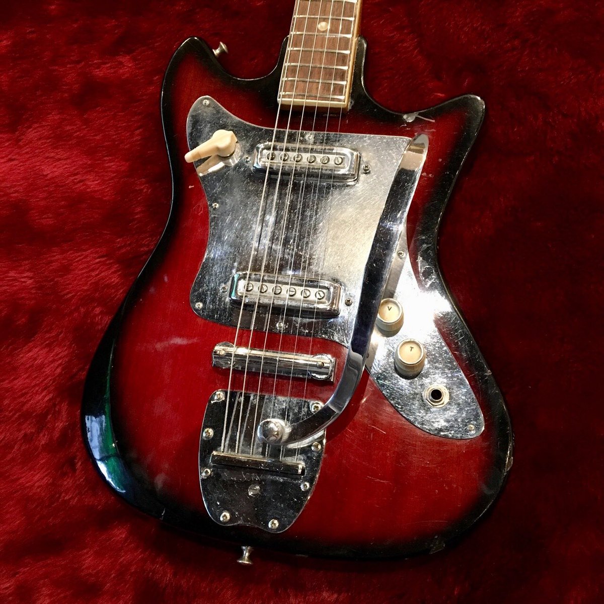 guitar_shop_bridge على X: guitar_shop_bridge على X: