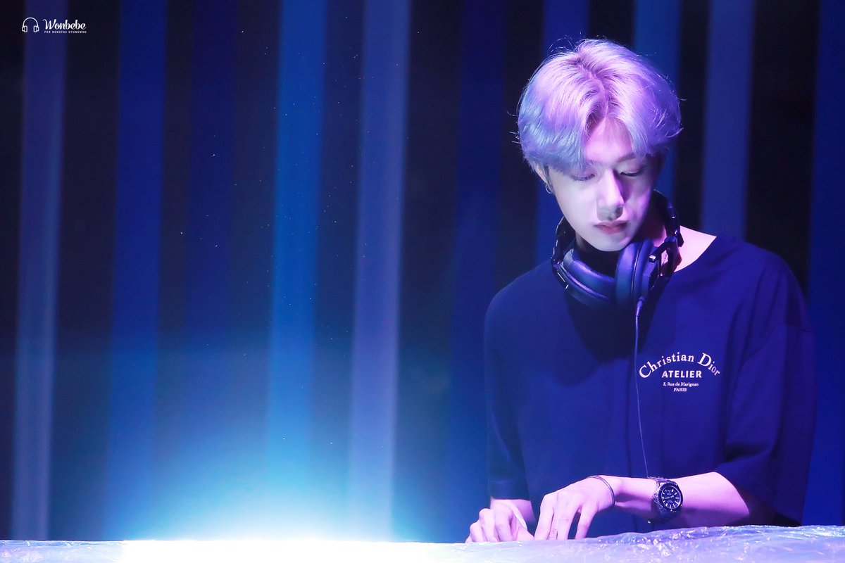 hyungwonmxpics's tweet photo. cr. wonbebe https://t.co/i4XW5DrGQH