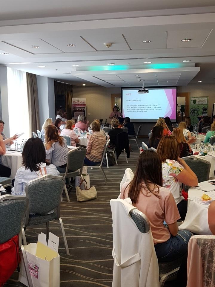 FlowerCourses's tweet photo. #moongate #kaysflowerschool now onto #gdpr https://t.co/bbmCffnyPQ