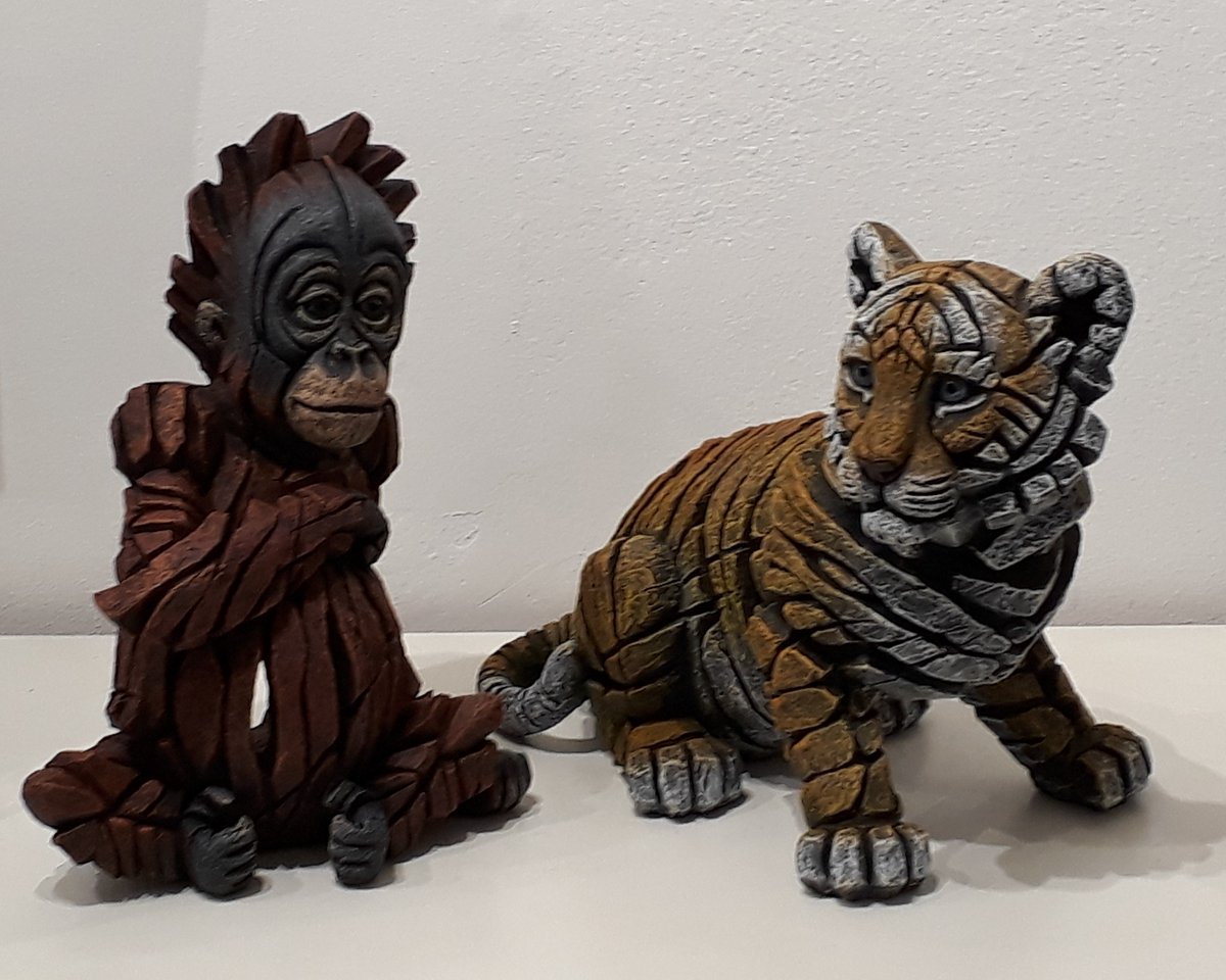 BuyArtOnlineUK's tweet photo. Cute and Adorable - the Tiger Cub and Baby Orangutan from #EdgeSculptures https://t.co/8QAgGdHnM1 https://t.co/QESPVMOh05