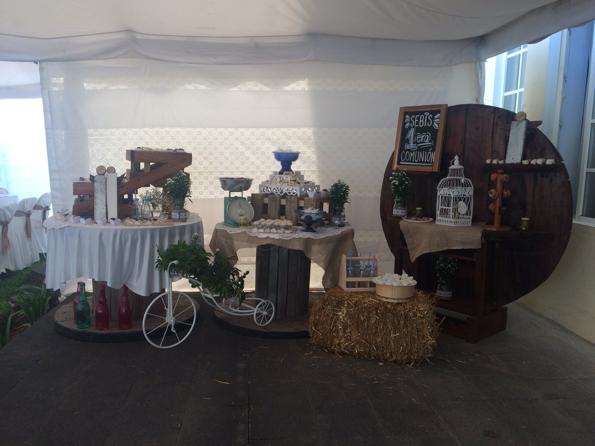 LaMarucha_'s tweet photo. ¡Primera decoración Marucha para un evento! https://t.co/2G0ySM5OOt