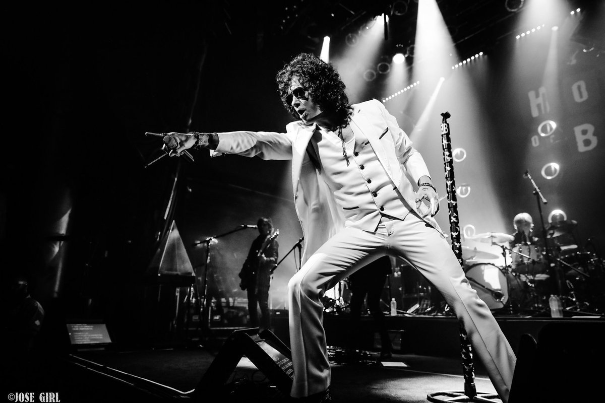 ecosdelvinilo's tweet photo. Enrique Bunbury: Dos décadas después regresa a Europa. Desde Radical Sonora no giraba por el viejo continente, aparte de España | @bunburyoficial #ExTour #Expectativas | https://t.co/GouebXUtUm https://t.co/2SP4uwEsJ7