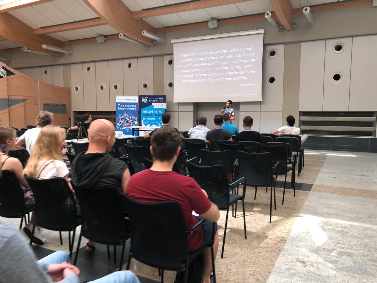 grzegorzbartman's tweet photo. #dc18pl #DrupalCamp https://t.co/CcjL4To4Z8