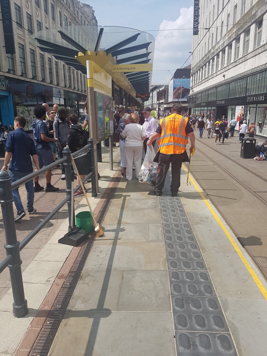 Ianchaz's tweet photo. @MCRMetrolink one of our guys working his way through the crowds , keeping the met stops tidy #ISSTEAM https://t.co/sIzhQJ8d6r