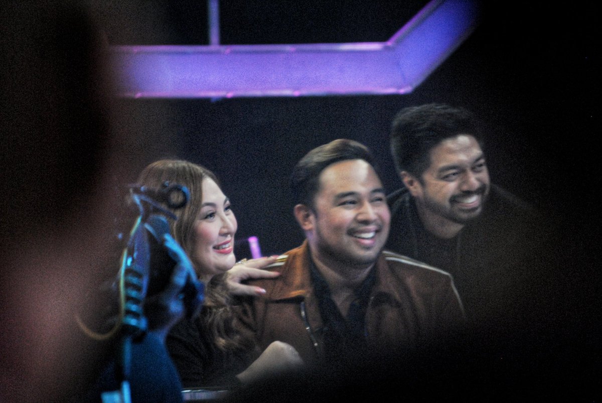 theresecasas's tweet photo. YFSF Kids family!!! @jedmadela @YourFacePH #YFSFKHighestLevel https://t.co/Wu5IoSBftN