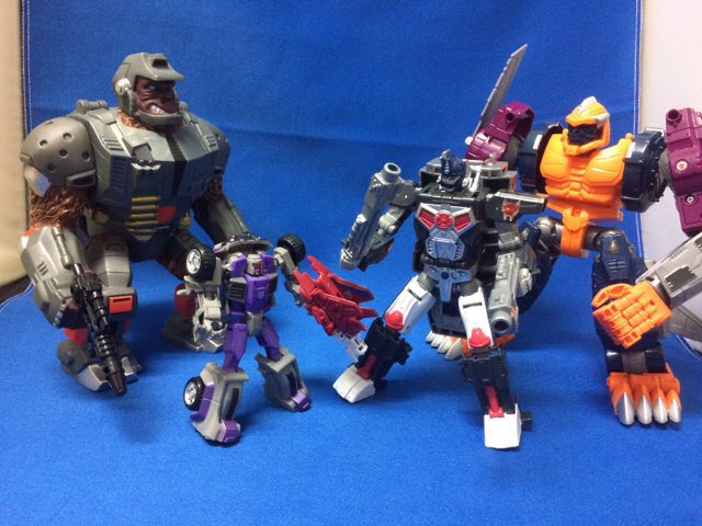 Aburachoujin102's tweet photo. ロボとゴリラが
別ボディ繋がり

#oilmaster
#Optimusprimal https://t.co/vapQTgcgm8