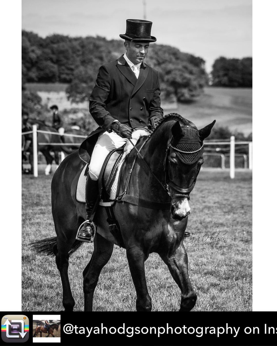 GrubsBoots's tweet image. Repost from @tayahodgsonphotography on Instagram: “@BenHobday &amp;amp; @grubsboots #GrubsCiletto at @BramhamPark #EBHT dressage warmup #dressage warmup #shadowsportshorses #YehBoi #grubsboots #wellynice #focus #comfort #grip #warm #waterproof #footwear #familybusiness