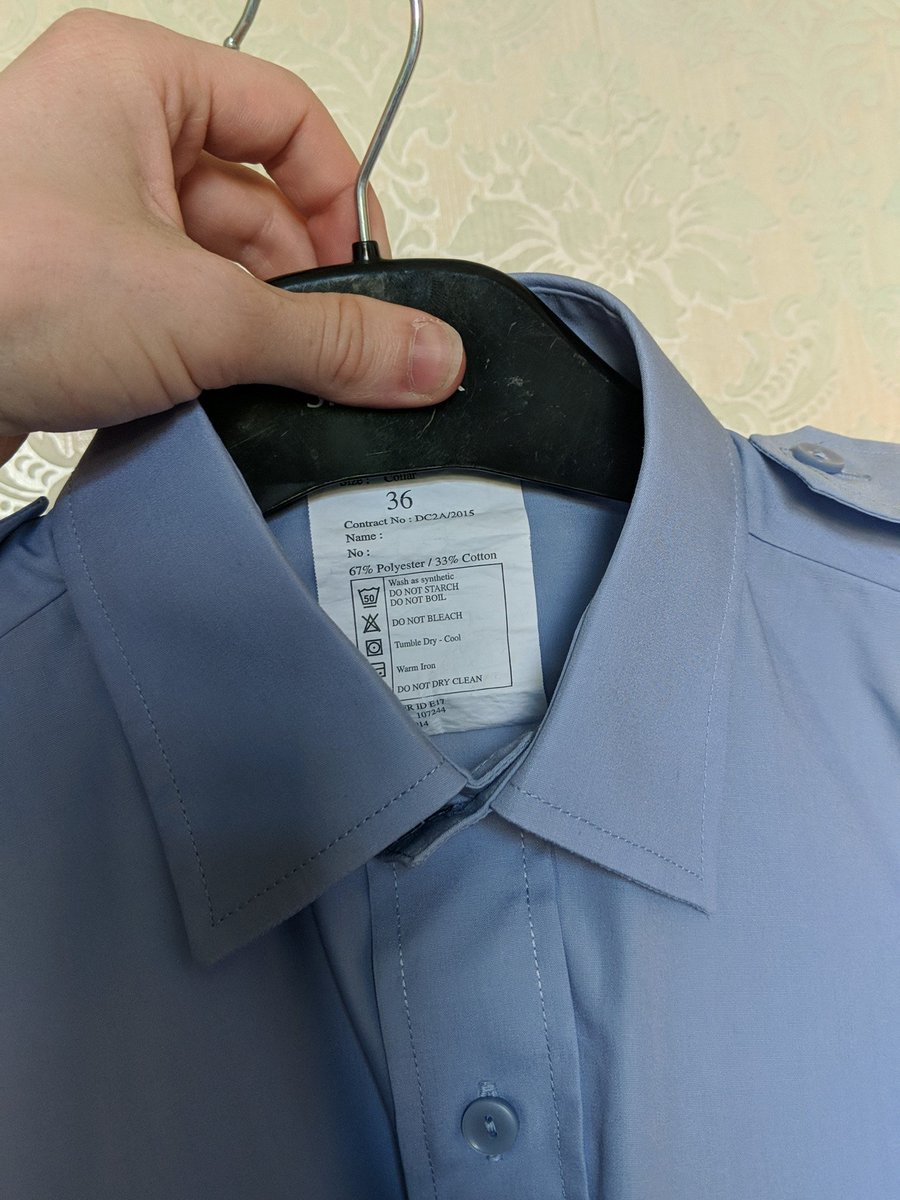195atc's tweet photo. Then do the top two buttons up, hang it up and it won't pick up any extra creases 😊 https://t.co/pBECocqMbC