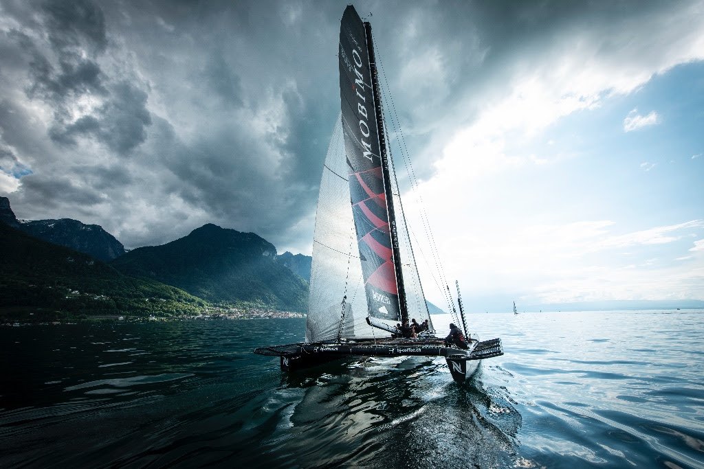 FigaroNautisme's tweet photo. #Mobimo remporte la 80e édition du Bol d'or Mirabaud https://t.co/TqEVLjUezW @SngGeneve @BoldOrMirabaud #BOM18 #course #regate #lac #geneve https://t.co/GLyZ0k4Q8t