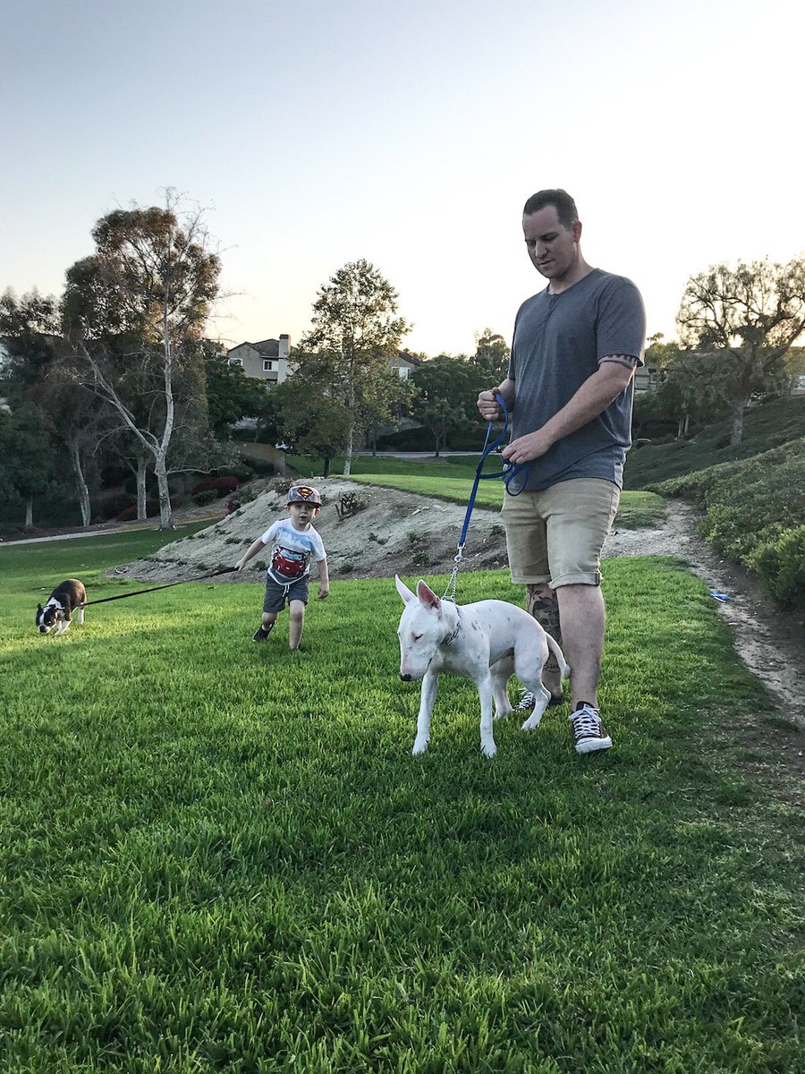 charles_deller's tweet photo. #happybirthday to my son Sebastian ❤❤🤗🤗😎 such an amazing uncle to #SuperMak #Kingy , #simplyred and #river #sebastian #sebcandraw https://t.co/iEbMKbrJpS