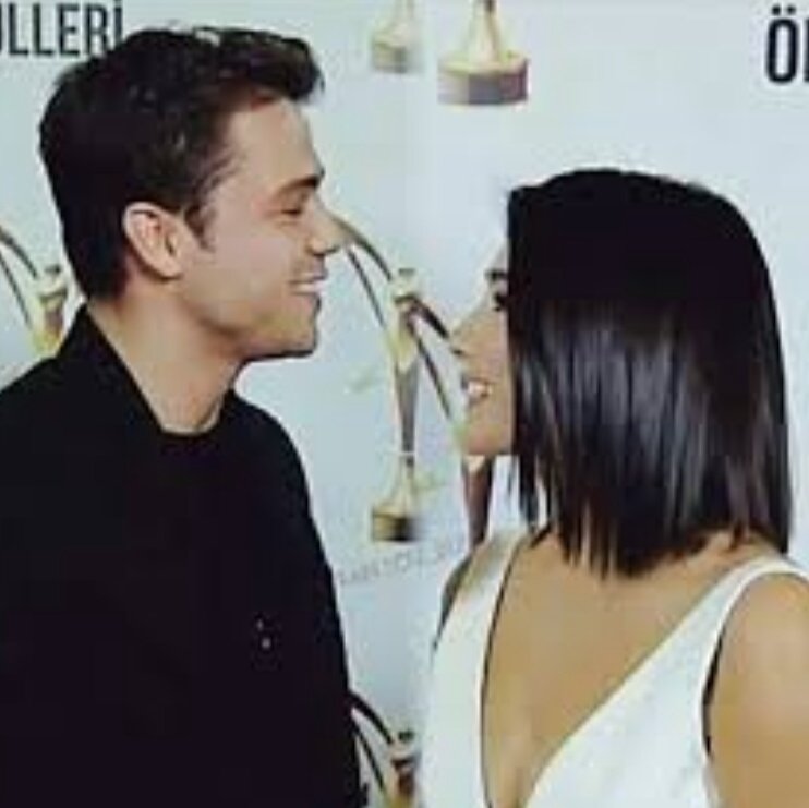 Gözünüz gönlünüz açılsın ❤✨
#aybukepusat #TolgaSarıtaş #YavBah